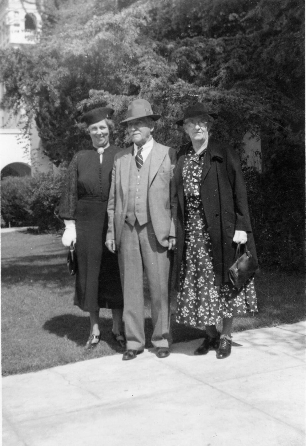 Elsie, Frank and Sarah